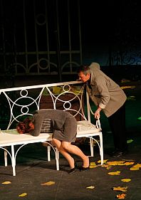 Интим в парке на скамейке