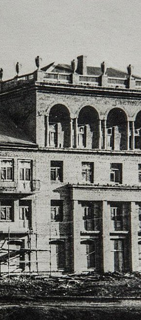 Гданцівка. Будівництво житлового будинку для працівників заводу «Комуніст»