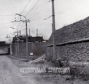 Руйнування підпірної стіни по вулиці Волгоградській