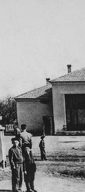 Магазин на вулиці Шконди