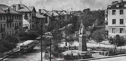 Гданцівка. Пам'ятник Богдану Хмельницькому