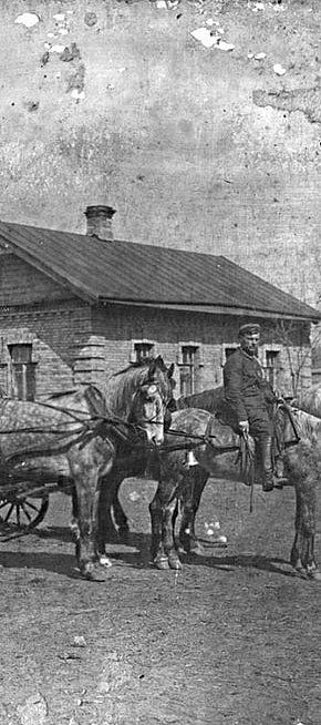 Пожежники при шахті рудника імені Карла Лібкнехта