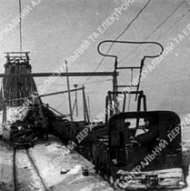 Вивезення руди електровозом із шахти «Північна», 1937 рік