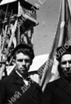 Комсомольсько-молодіжна бригада бурильників рудоуправління ім. Ілліча, 1945 рік