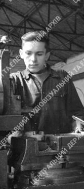 Стругальник механічного цеху, 1949 рік