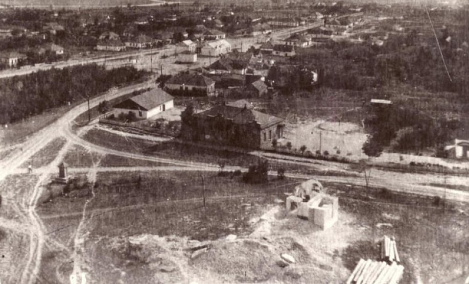 Спогади криворізького науковця Георгія Беня про Архангело-Михайлівський храм у Веселих Тернах