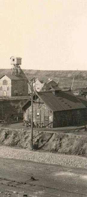 У 1908 році почала видобуток руди шахта «Центральна № 2»