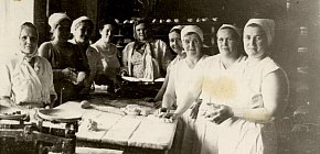 Колектив пекарні в Довгинцівському районі, 1950-1960 роки
