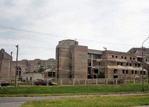 Руїни «Будинку побуту» на Спаській, 1990-ті роки