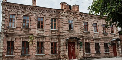 Будинок №4 по вулиці Калиниченка (Церковна), 1999 рік