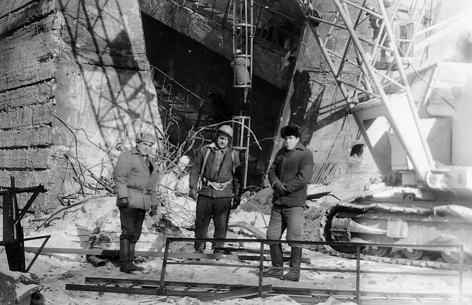 Як будували станції швидкісного «Проспект Металургів» і «Міська рада» в Кривому Розі