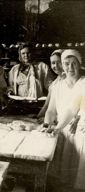 Колектив пекарні в Довгинцівському районі, 1950-1960 роки