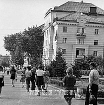 Соцмісто. Липневий день на проспекті Металургів, 1971 рік