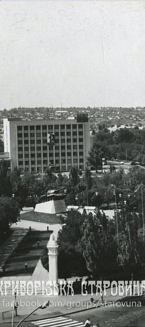 Площа Визволення, кінець 1970-х – початок 1980-х років