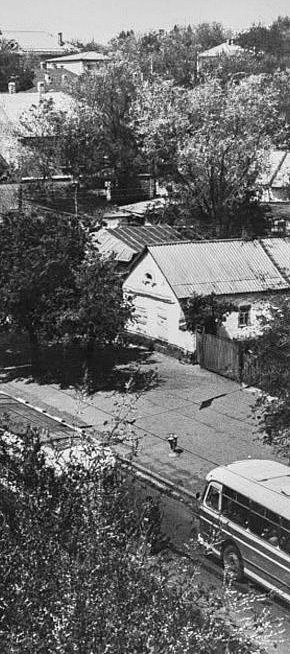 Старе Місто. Дореволюційні будинки на вулиці Леніна. Фото 1960-х років
