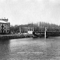 Вид на Гданцівський пішохідний міст, фото другої половини 1950-х років