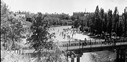 Вид на пляж парку імені Гагаріна (нині Театральний), травень 1971 рік