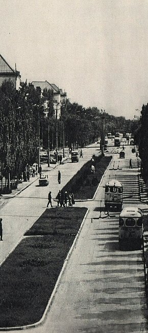 Проспект Металургів