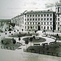 Площа Сталіна (сучасна площа Визволення)