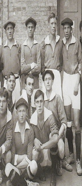 Команда криворізьких футболістів