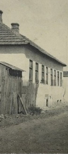 Довгинцеве, одна з найстаріших вулиць міста