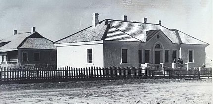 Чотирьохквартирний житловий будинок № 7 в селищі ШУ ім. Кагановича (Залізничне), 1949-й рік