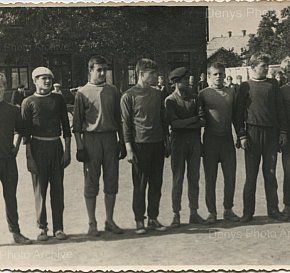 Восьмикласники криворізької СШ №27, 1965-1966 роки