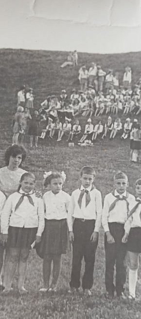 Скелi МОДРу , учнi середньої школи №5 , 1970 рiк