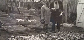 Бурова вишка і кернові ящики в селищі імені В.А.Валявка, 1970 рік