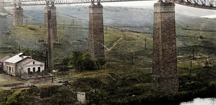 Міст Белелюбського через річку Інгулець та водокачка, світлина часів німецької окупації