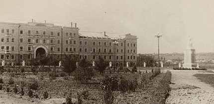 Площа Сталіна, 1952 рік