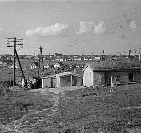 Вид на околиці цегельного заводу, що у балці Південній Червоній, 1941 рік