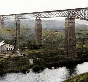 Міст Белелюбського через річку Інгулець та водокачка, світлина часів німецької окупації