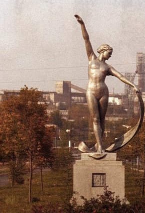 Вулиця Кремлівська (Січеславська) в сторону Жовтневого рудника і Кресу, 1960-ті роки