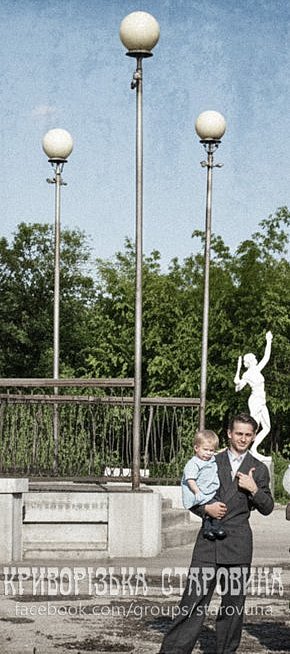 Соцмісто. Скульптури в парку ім. Богдана Хмельницького, 1950-ті роки