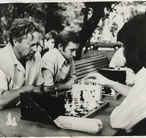 Фінальна зустріч міської командної першості з шахів, серпень 1980 року