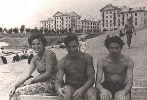 Відпочинок на штучних ставках у балці Сухенькій, кінець 1950-х