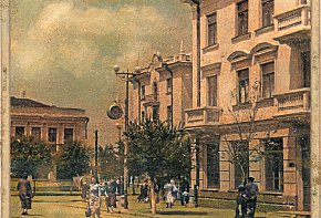 Вид з нижньої частини вулиці Олександра Поля (Октябрьської), літо 1955-го року