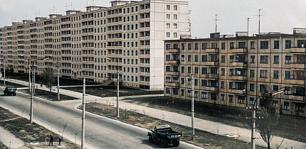 Вулиця Ватутіна (нині — Федора Караманиць) біля кільця 129 кварталу, другої половини 1970-х років