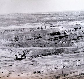 Південно-західний борт Глеюватського кар’єру ЦГЗК, 1978-1979 років
