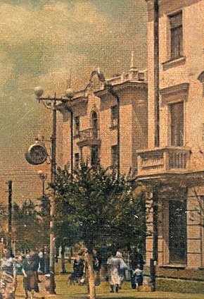 Вид з нижньої частини вулиці Олександра Поля (Октябрьської), літо 1955-го року
