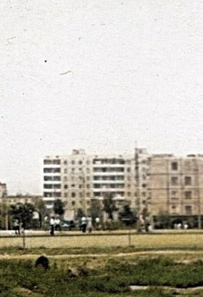 Зупинка «Ювілейна», вид з вулиці Співдружності, перша половина 1980-х років