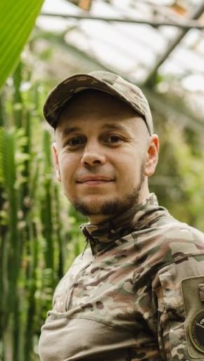 «Навіть у бліндажі він знаходив час для донечки»: загинув Денис Манжос