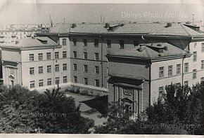 69 середня школа у Кривому Розі