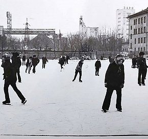 Каток на стадіоні 