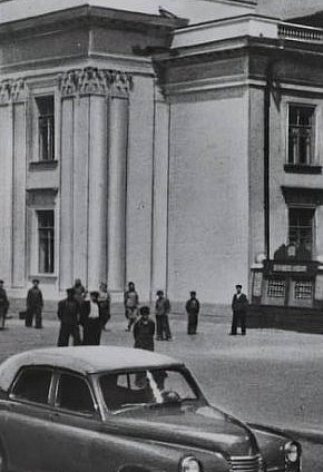 Новий палац культури гірників на руднику 