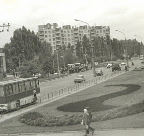 Дніпровське шосе,1970-х років