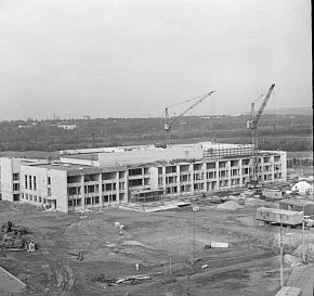 Будівництво палацу культури Північного ГЗК, 1980-ті