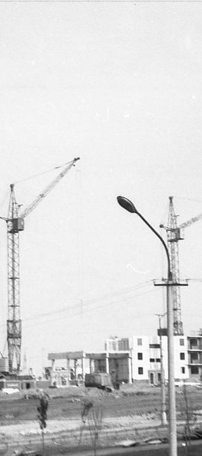 Житлова забудова 5-го мікрорайону Зарічний, 1985–1986 роки