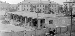 Склади універмагу на руднику імені ХХ-го Партз'їзду